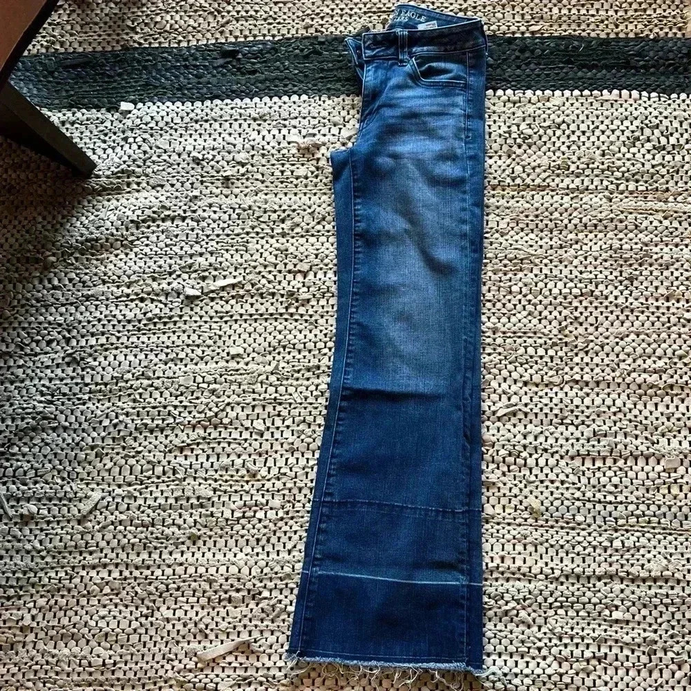 - American Eagle a festival Flair denim